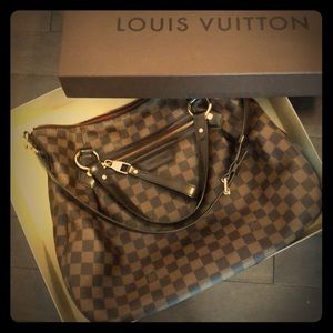 Authentic Louis Vuitton - Evora MM Damier Ebene